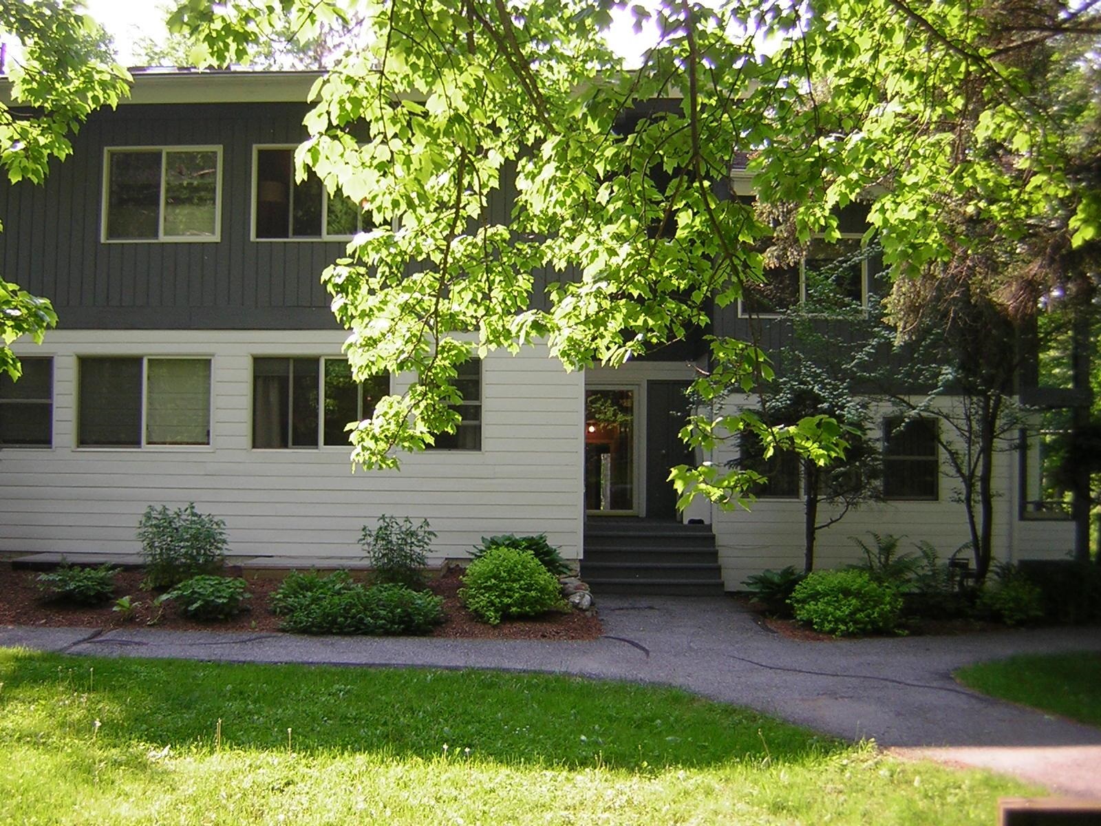 179 Mt Mansfield Drive, Unit 9-B