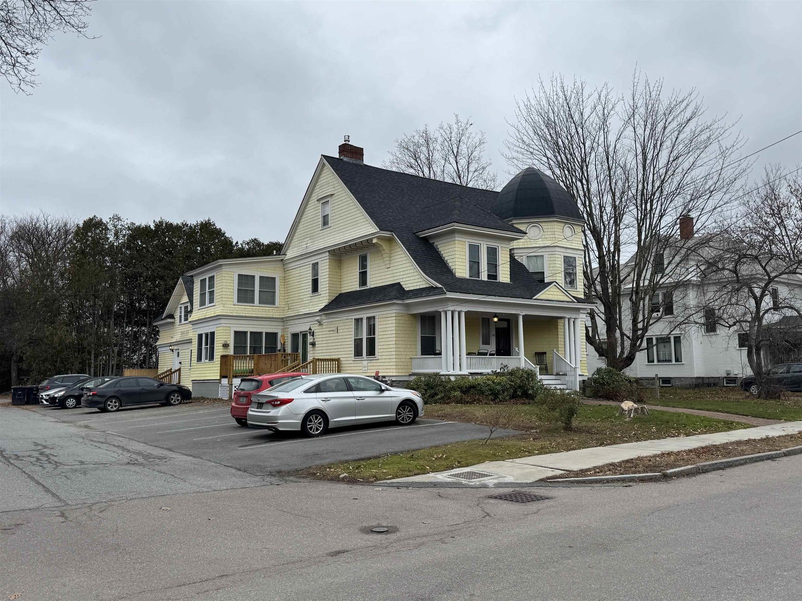 18 Clark Avenue