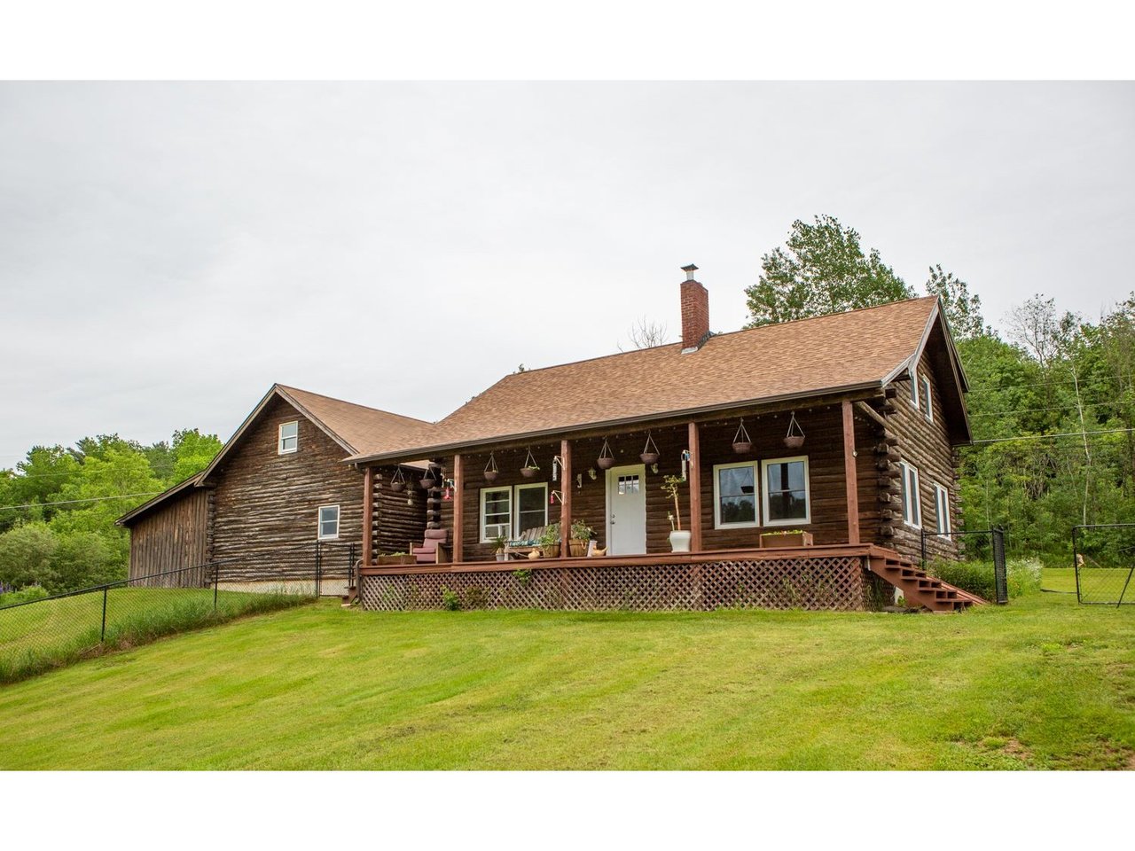 18 Cloverdale Road