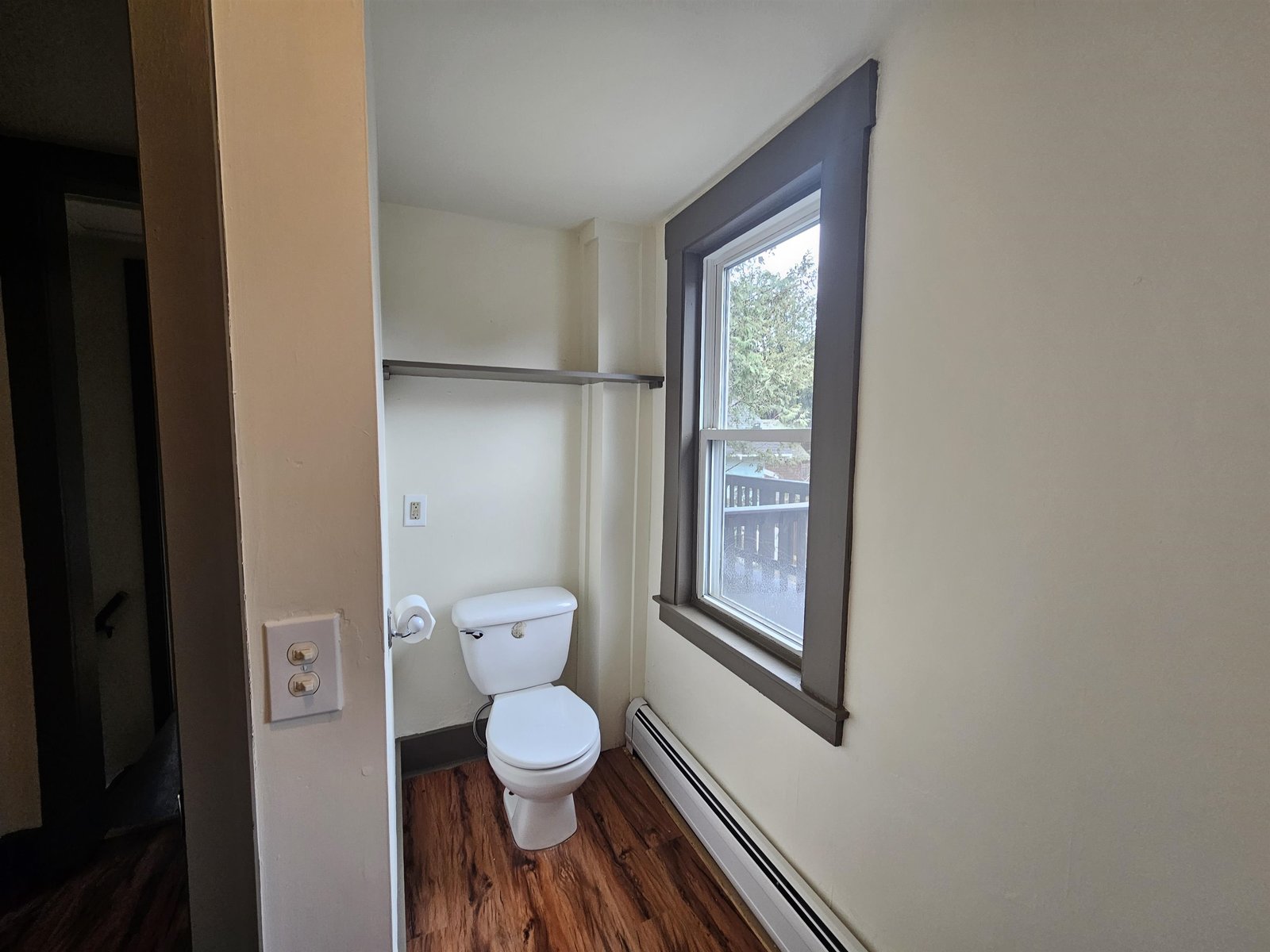 2nd Floor Bathroom