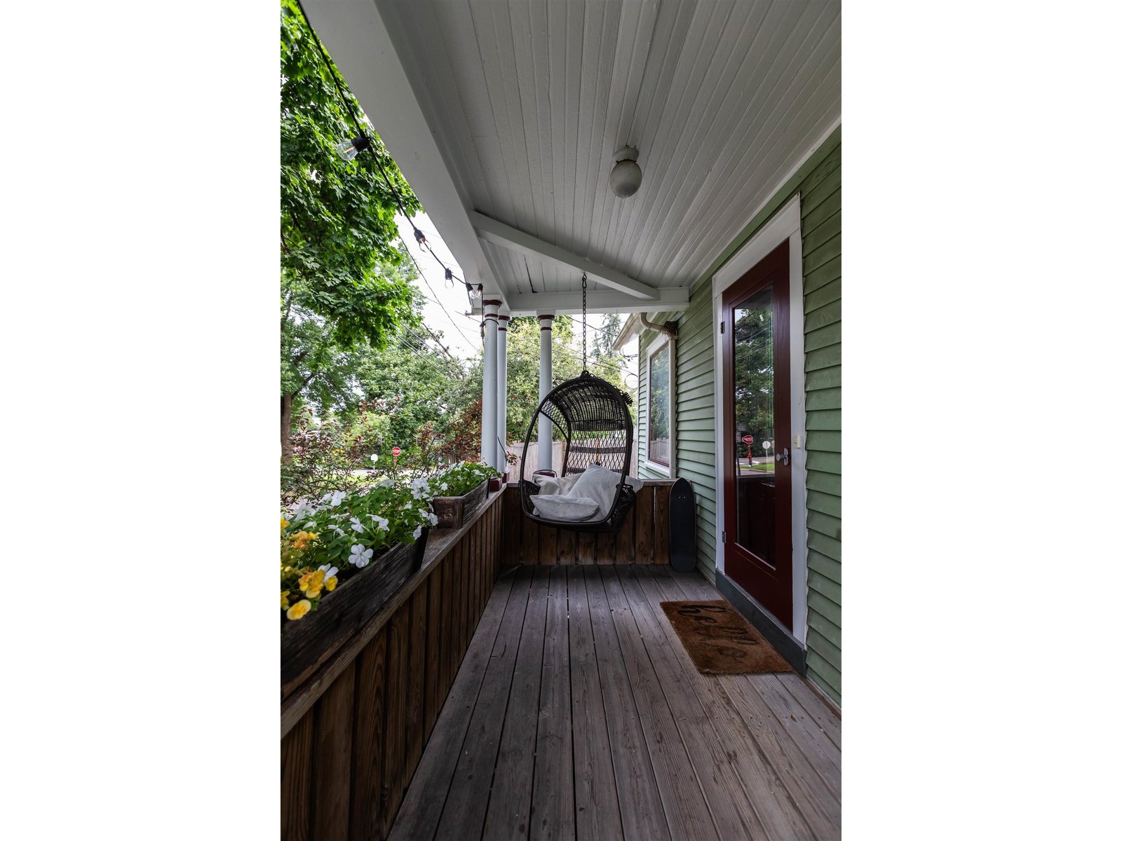 18 Grove Street