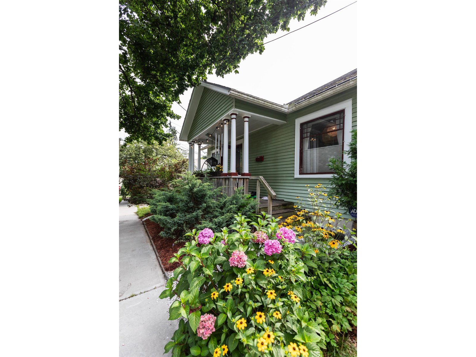 18 Grove Street