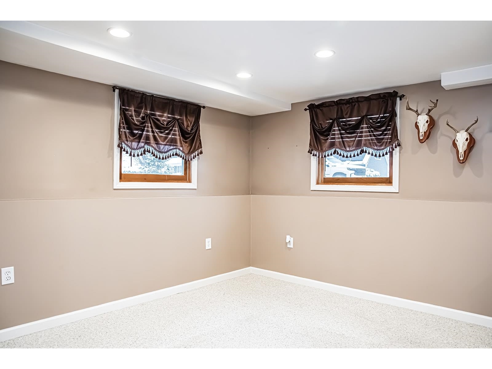 18 Guyette Circle