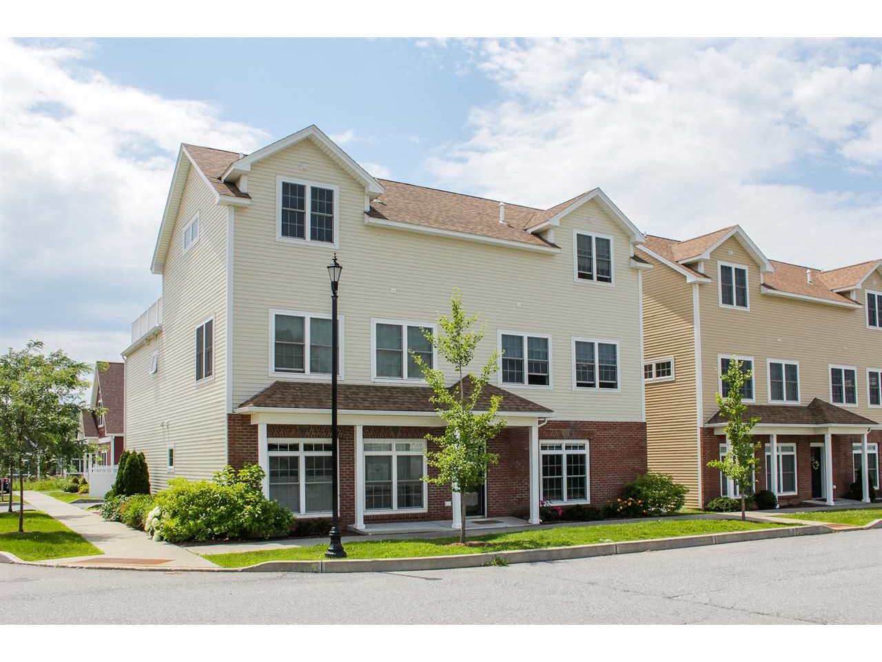 18 Jakes Way, Unit 18