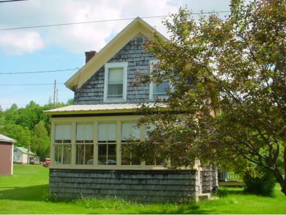 18 Lucas Rd