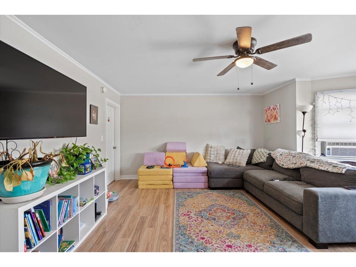 Unit 1 - Downstairs