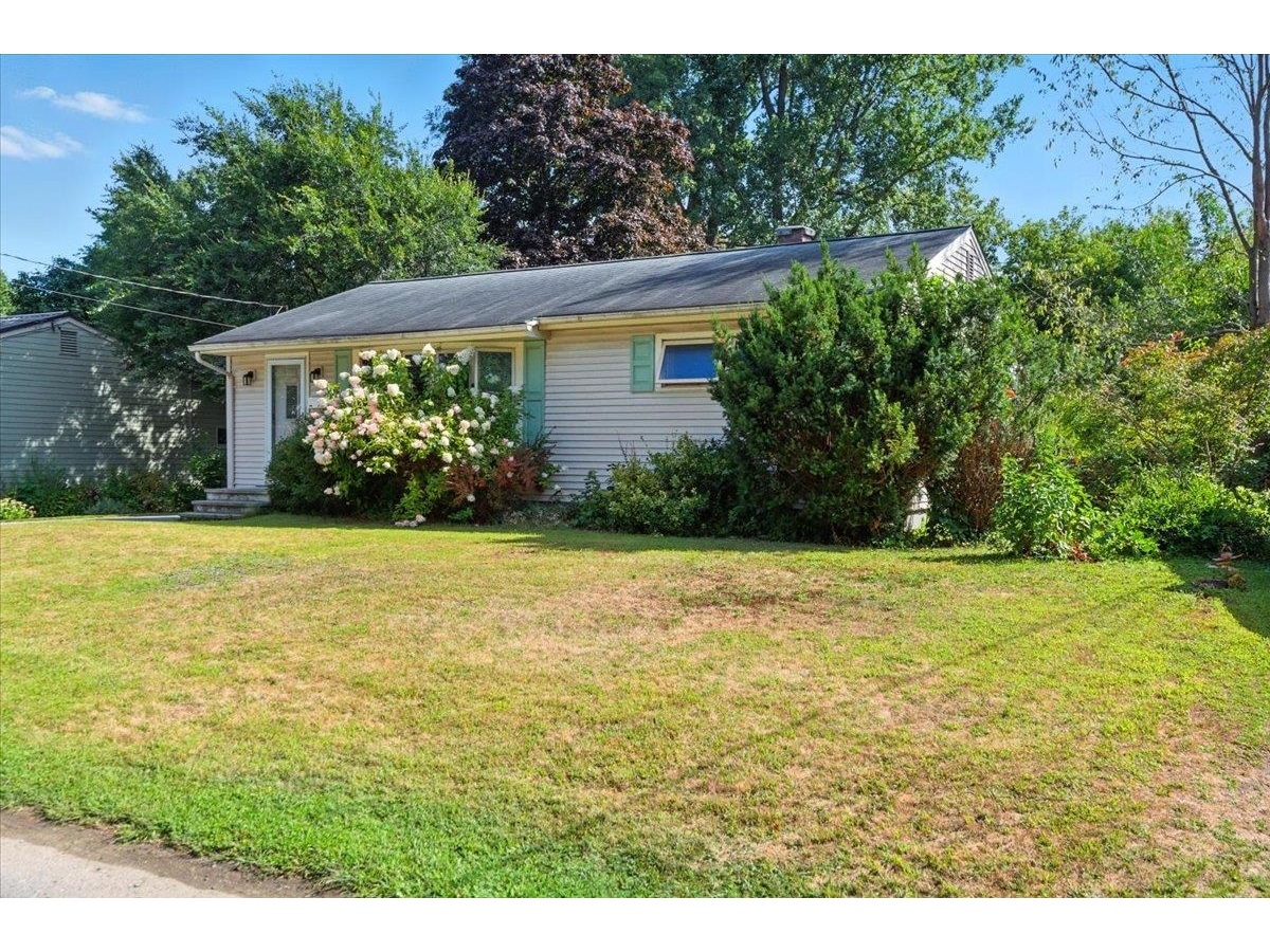 18 Maplewood Drive