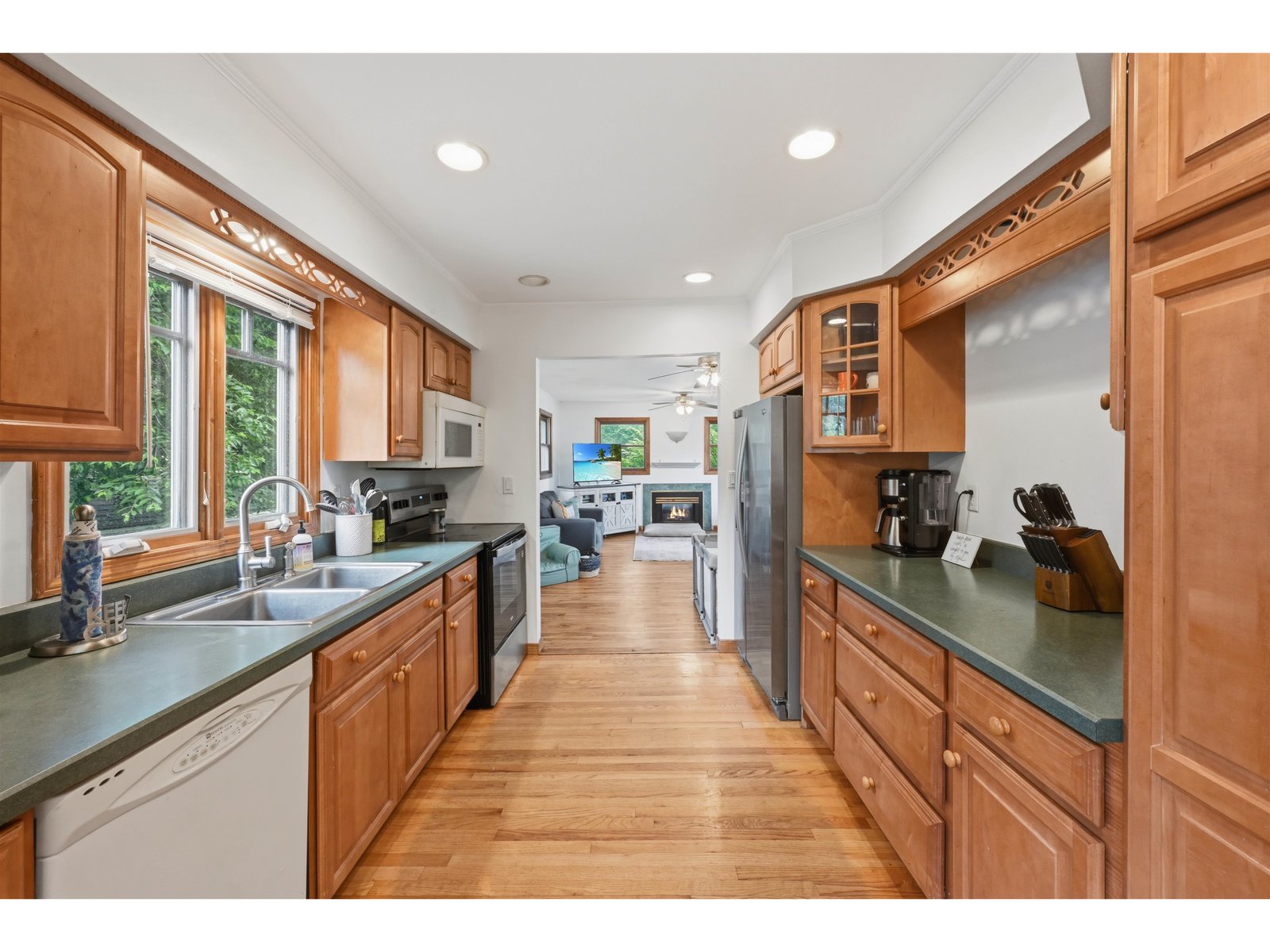 18 Maplewood Drive