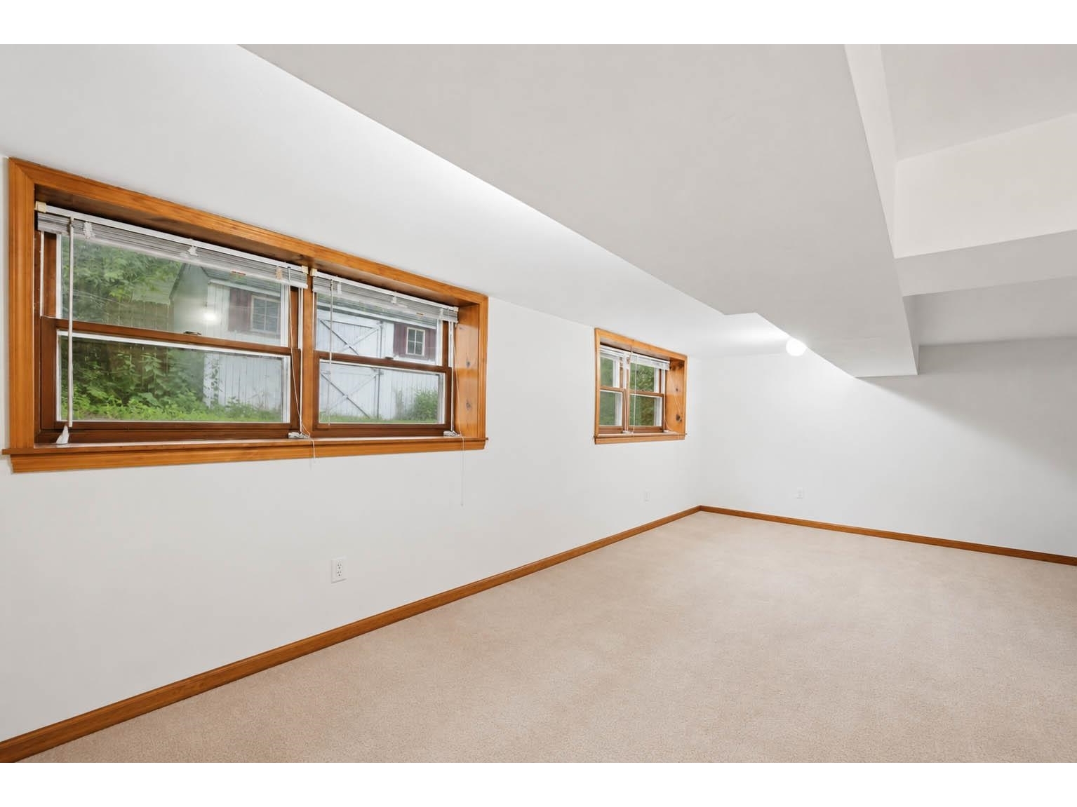 18 Maplewood Drive
