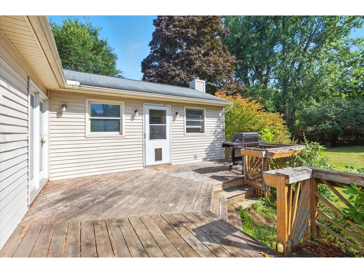 18 Maplewood Drive