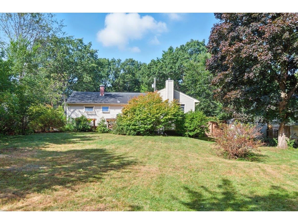 18 Maplewood Drive