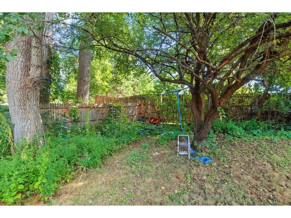 18 Maplewood Drive
