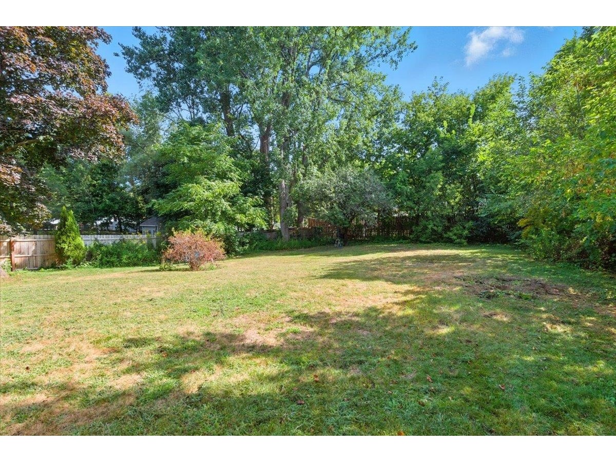 18 Maplewood Drive