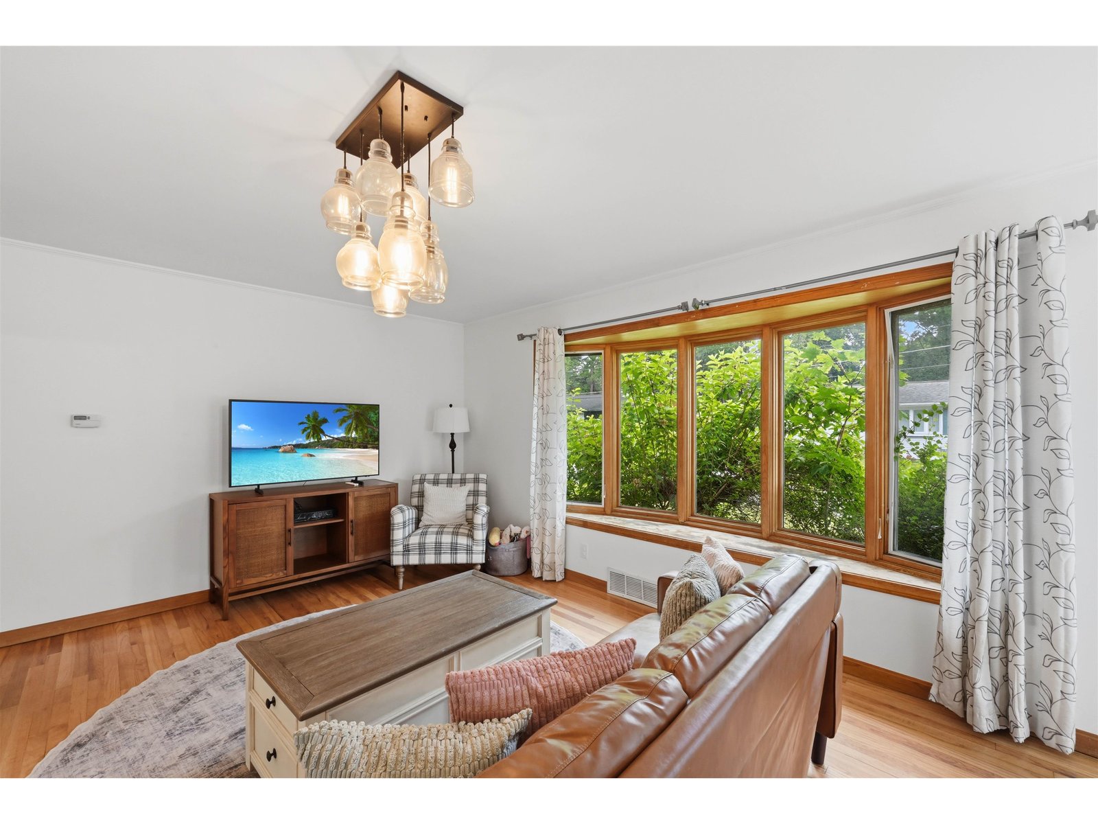 18 Maplewood Drive