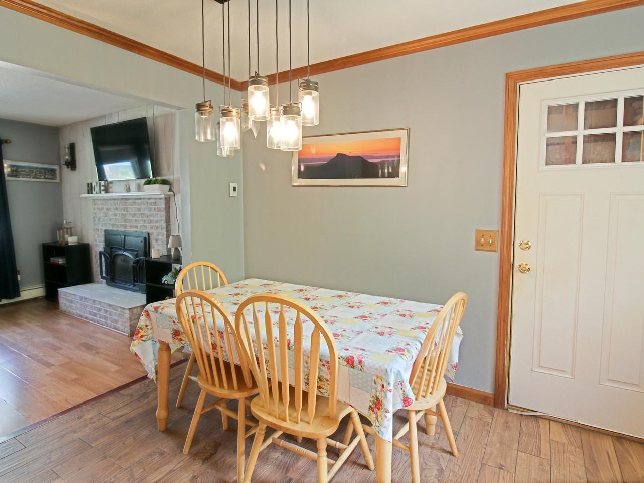 Dining with Access to Garage