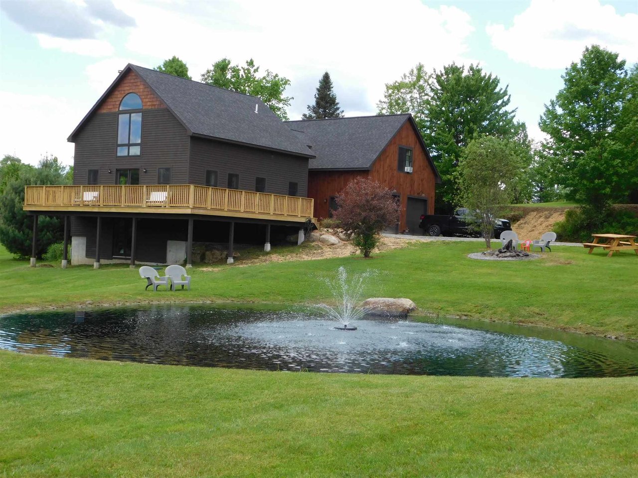 18 Merrill Farm Road