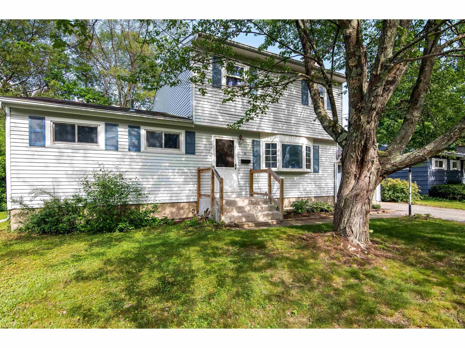 18 Mills Avenue