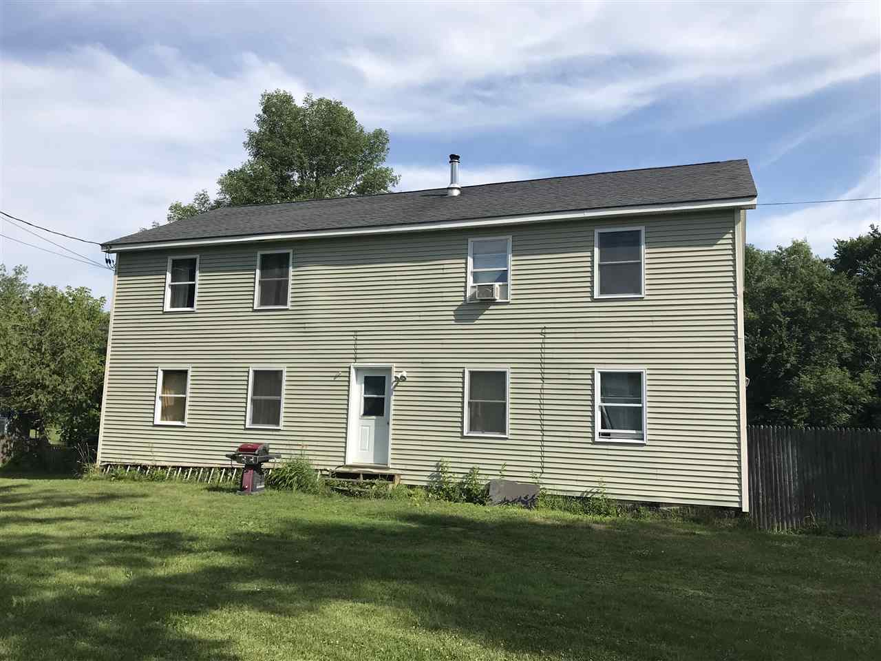 18 Moccasin Avenue