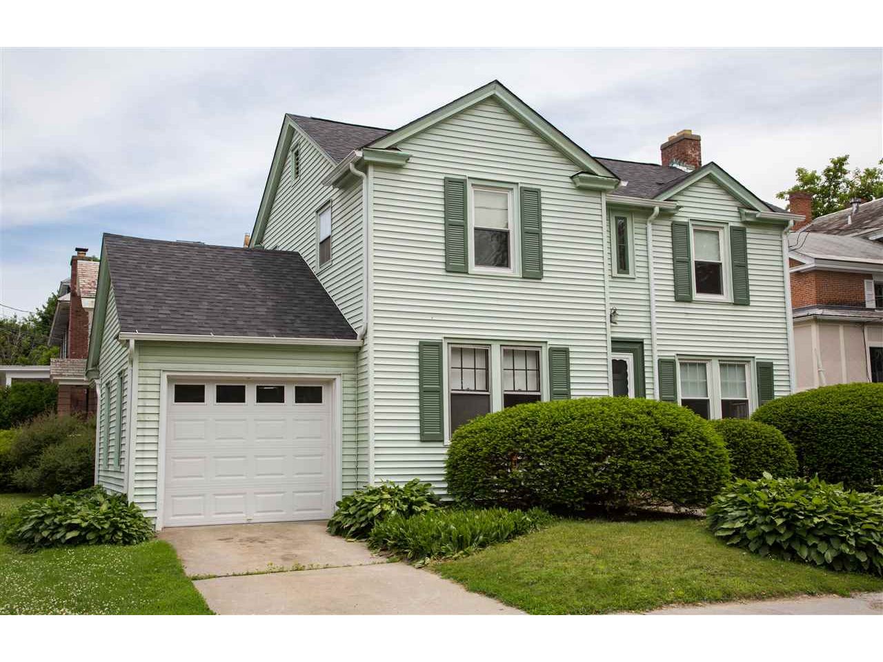 18 North Willard Street