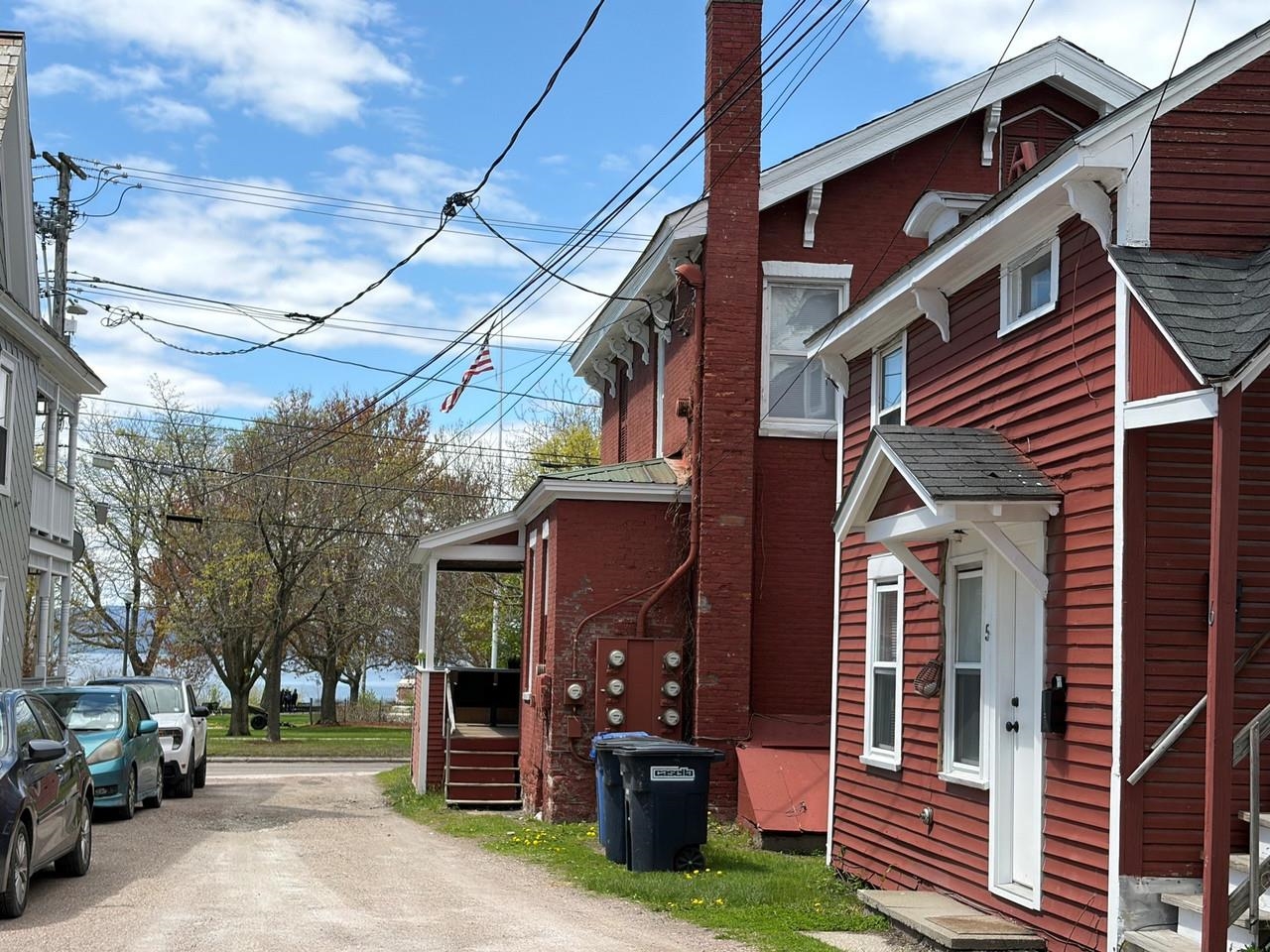 18 Park Street