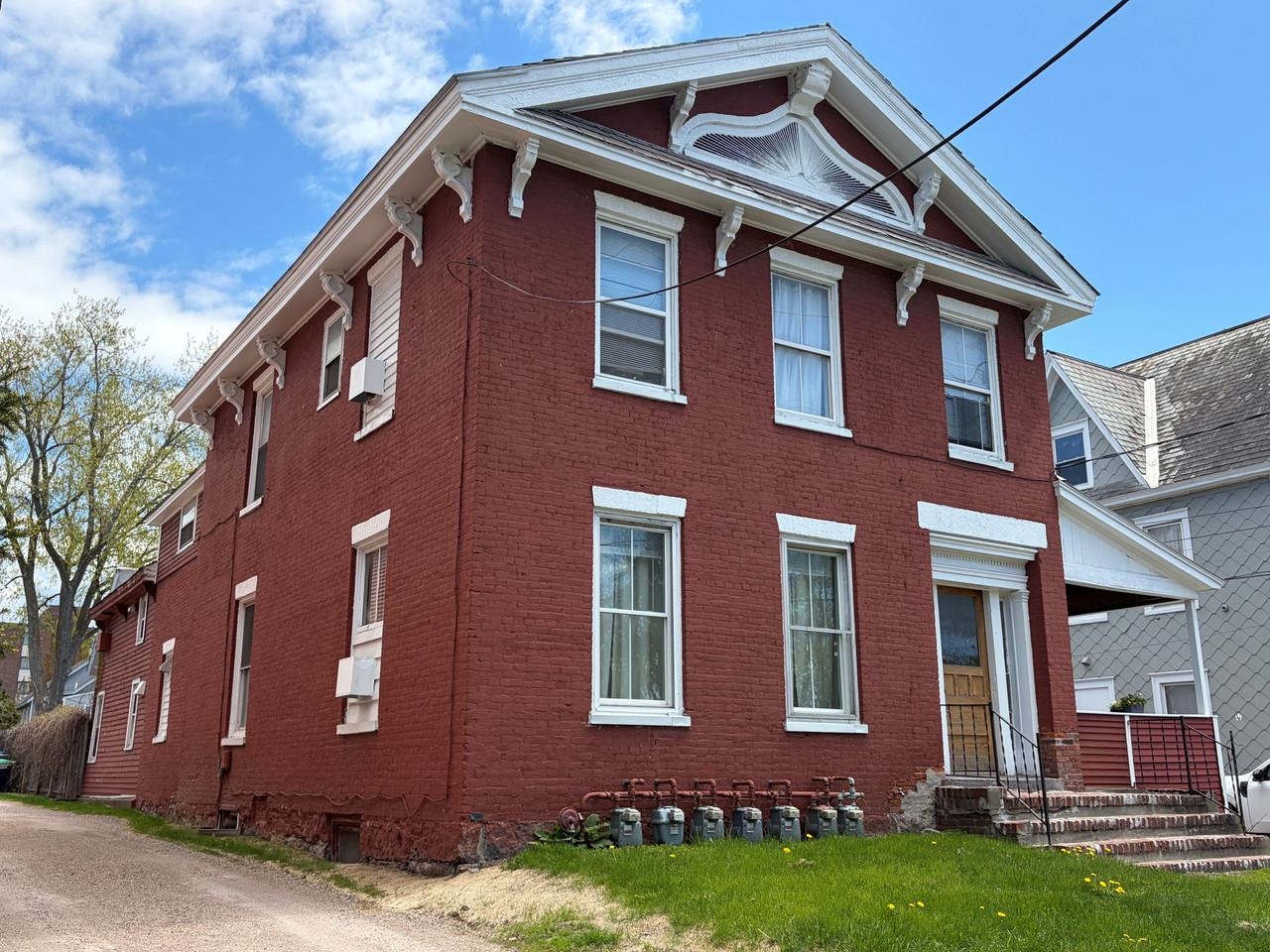 18 Park Street