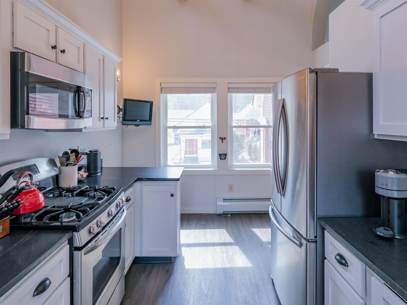 18 Pleasant Street, Unit 3