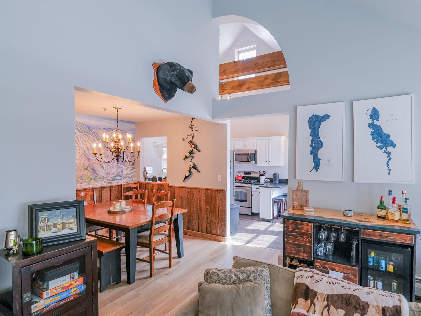 Dining area into the Kitchen