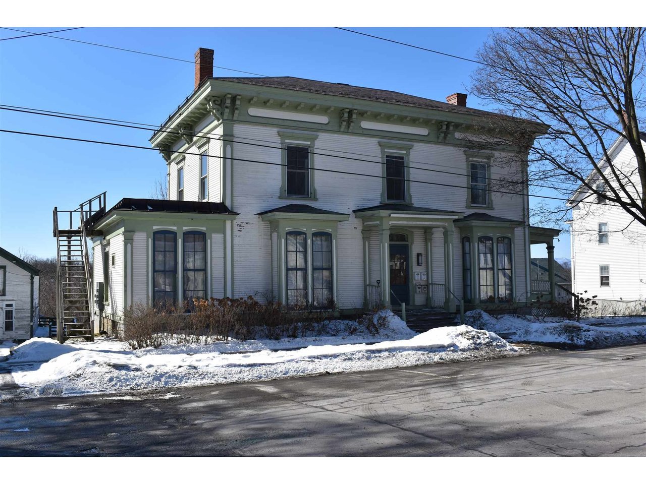 18 S Water Street