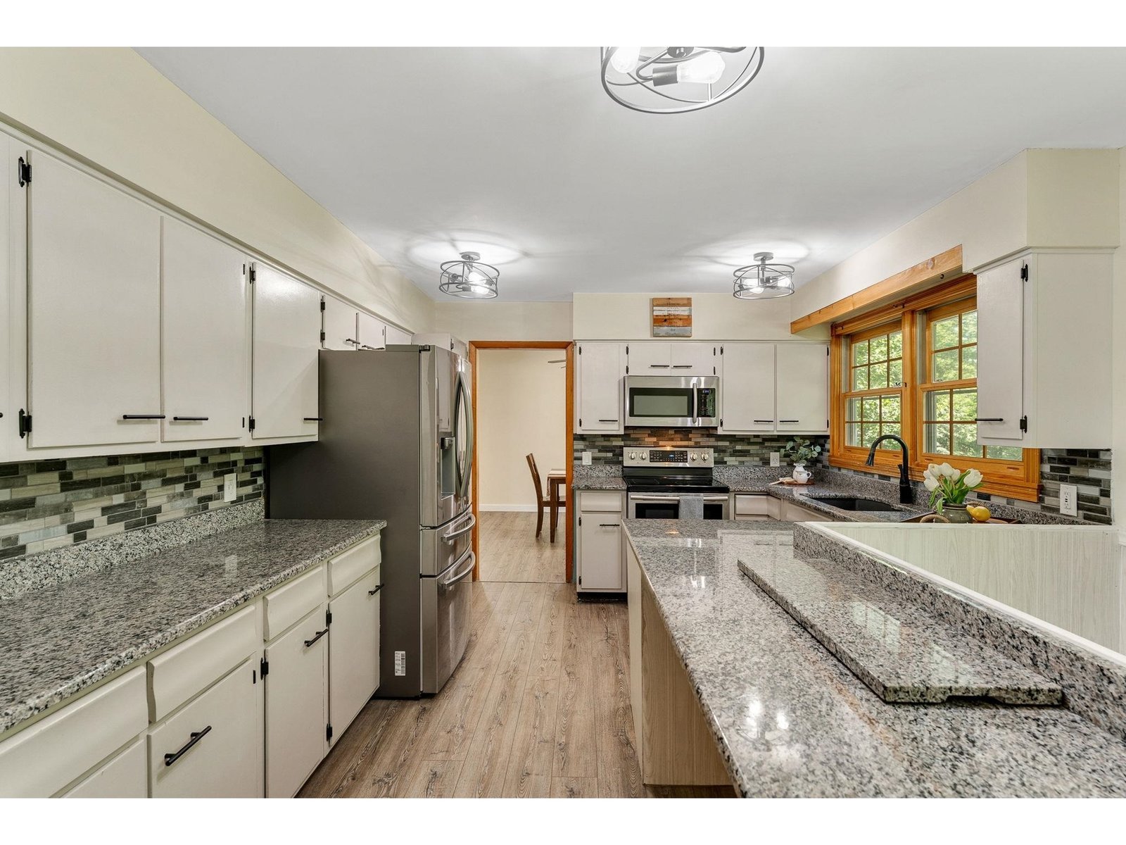 18 Valleyview Drive