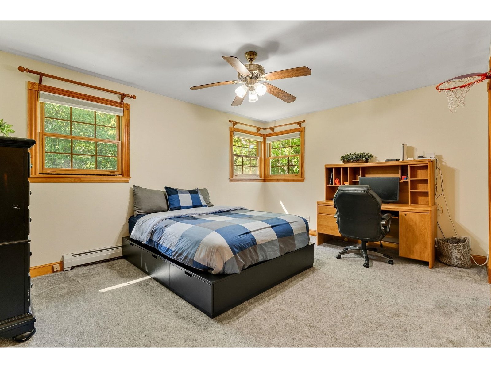 18 Valleyview Drive