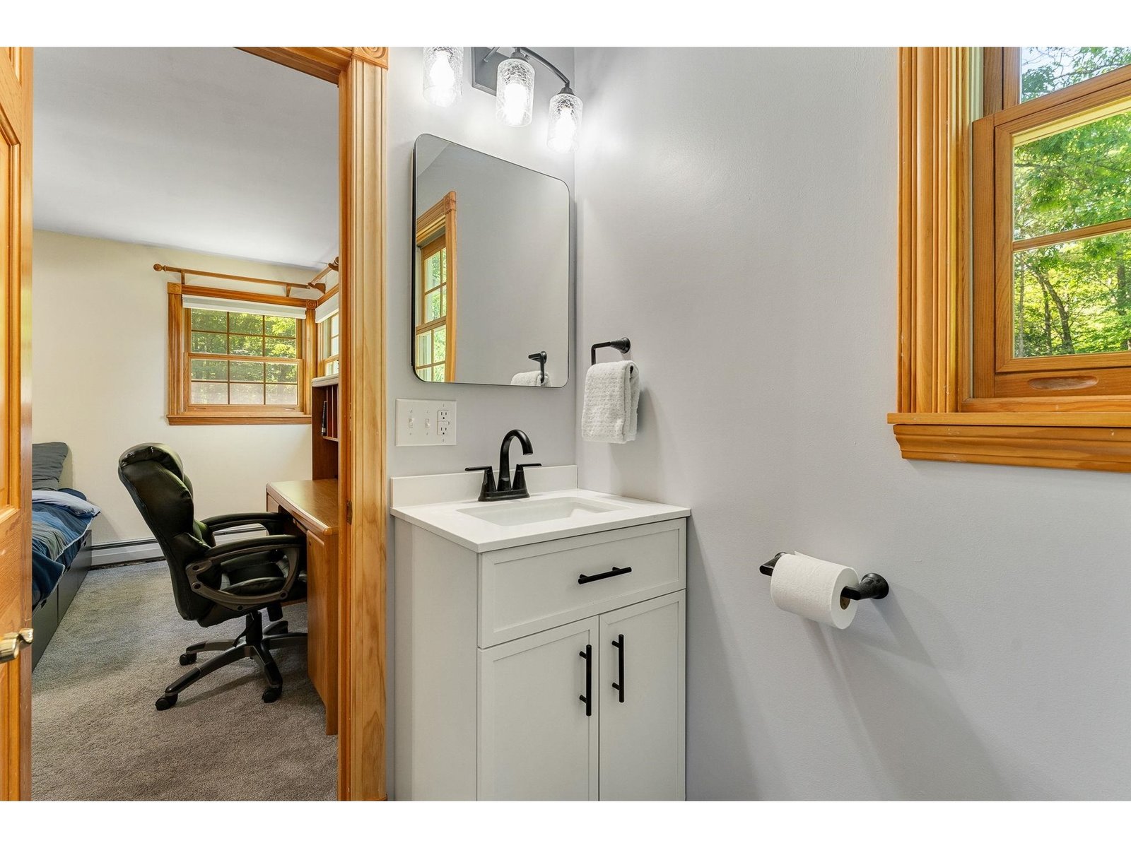 18 Valleyview Drive