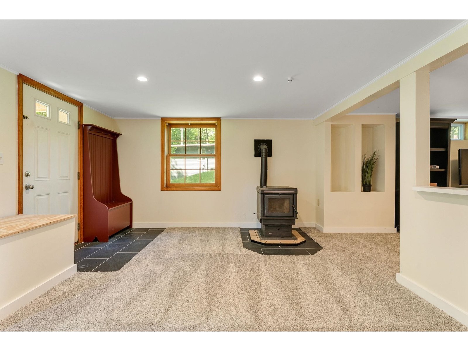 18 Valleyview Drive