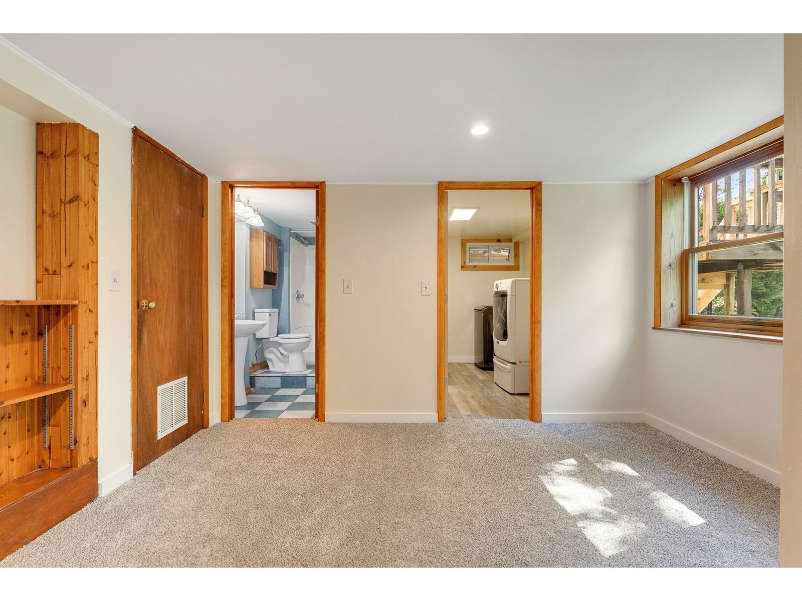 18 Valleyview Drive