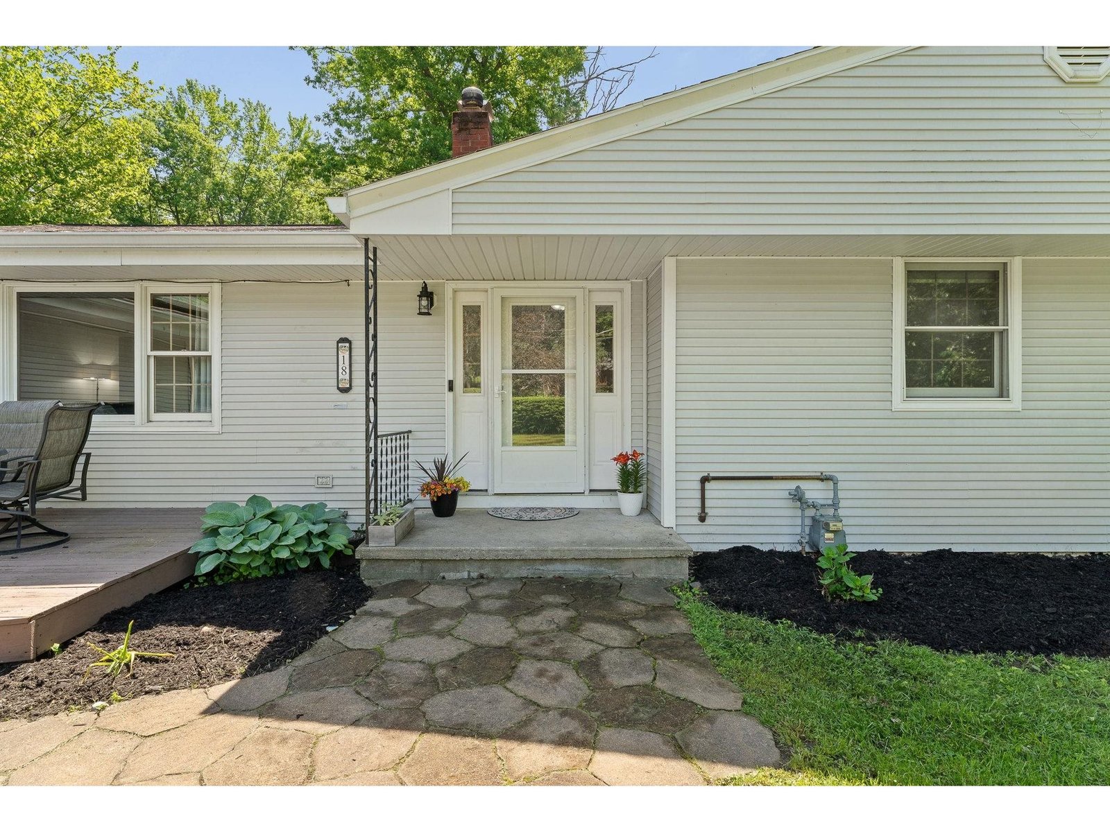 18 Valleyview Drive