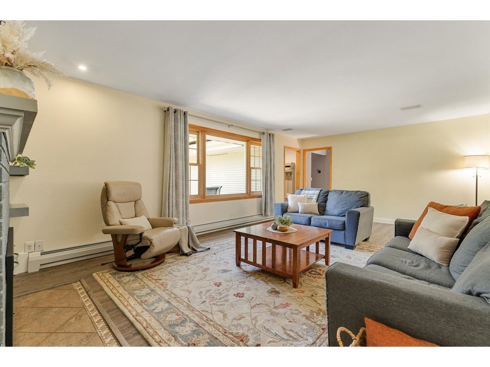 18 Valleyview Drive
