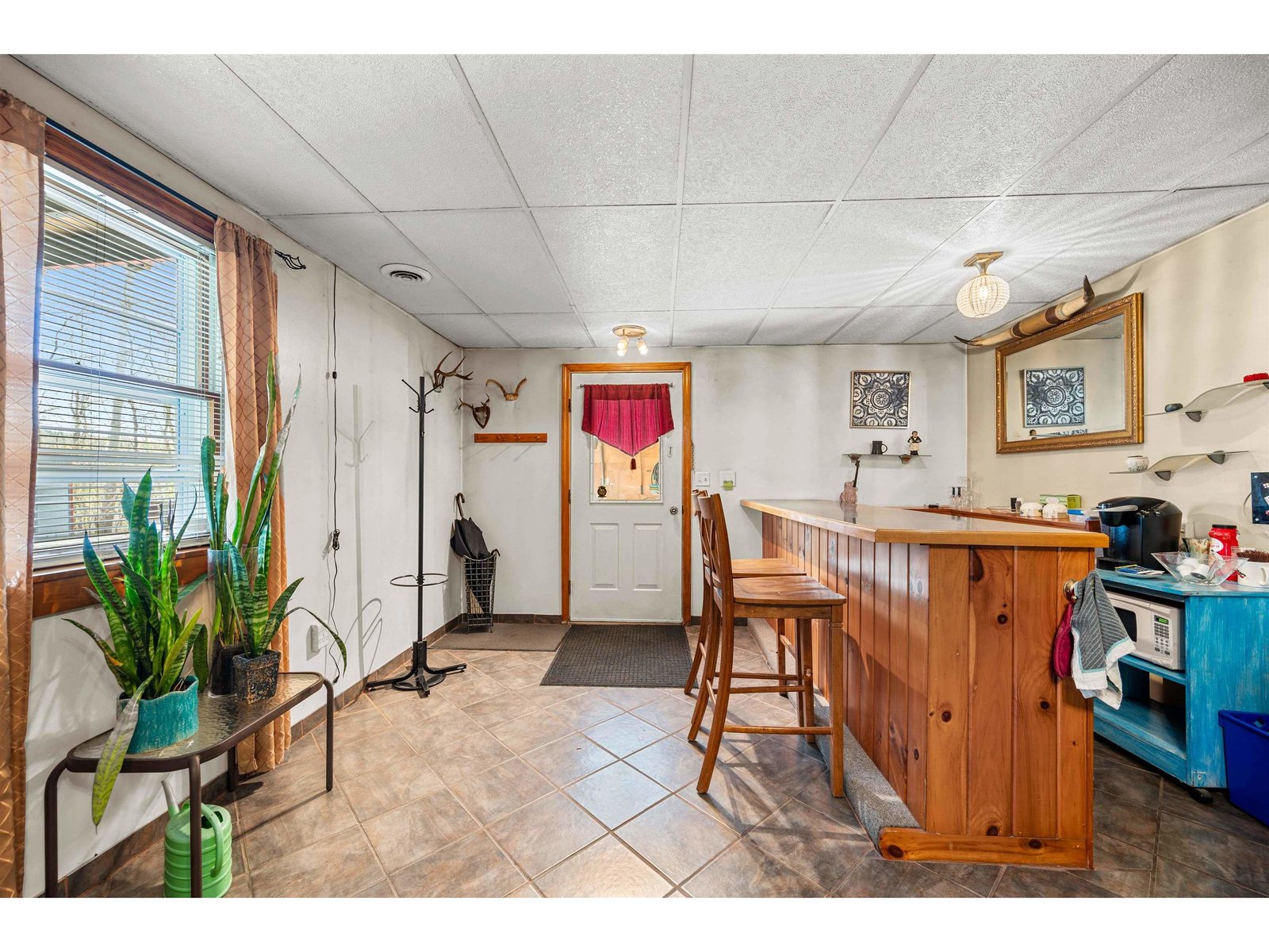 18 Velie Avenue