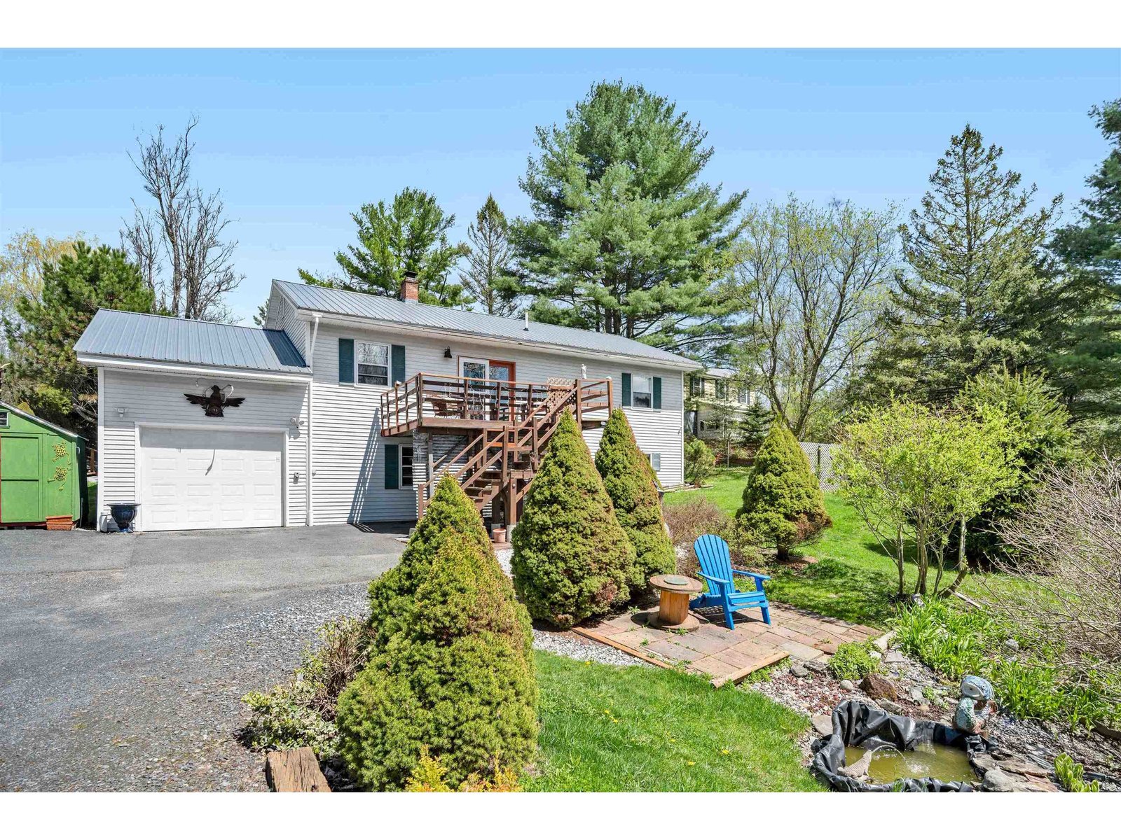 18 Velie Avenue