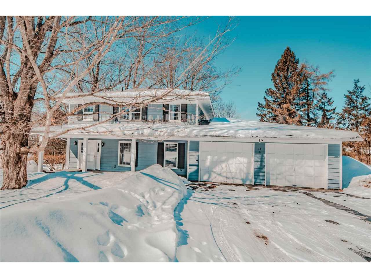 18 Woodcrest Drive