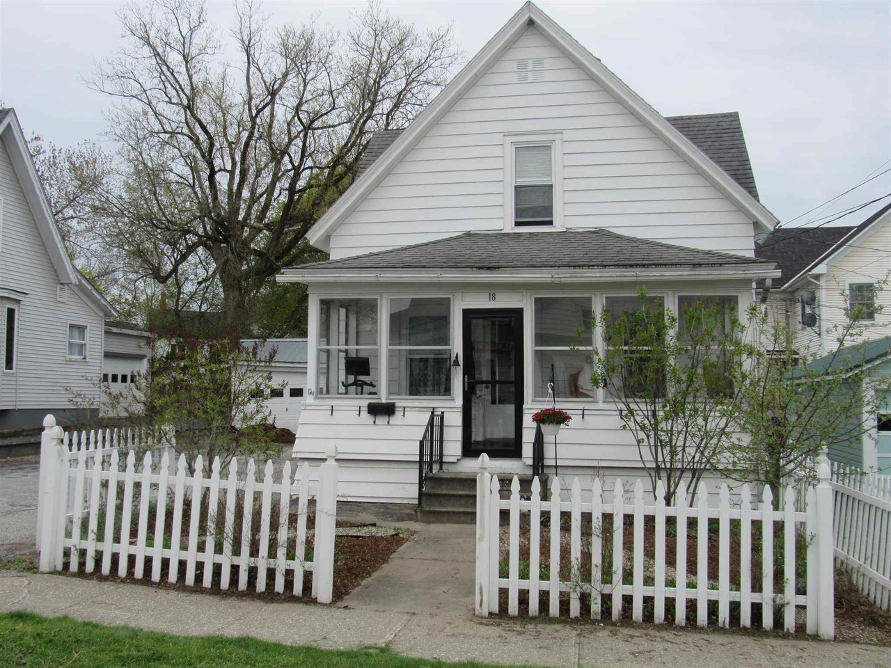 18 York Street