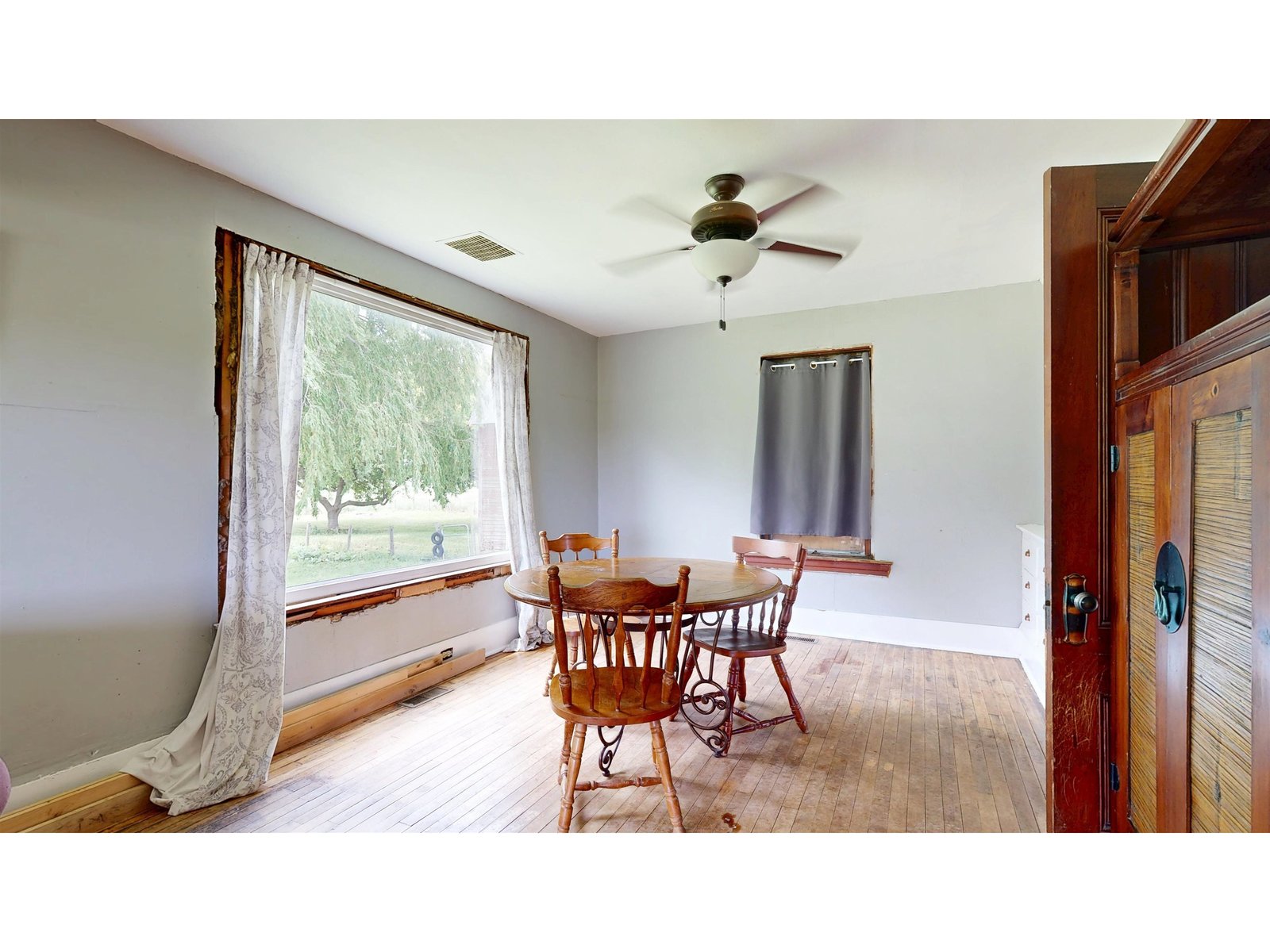 180 East Shore South