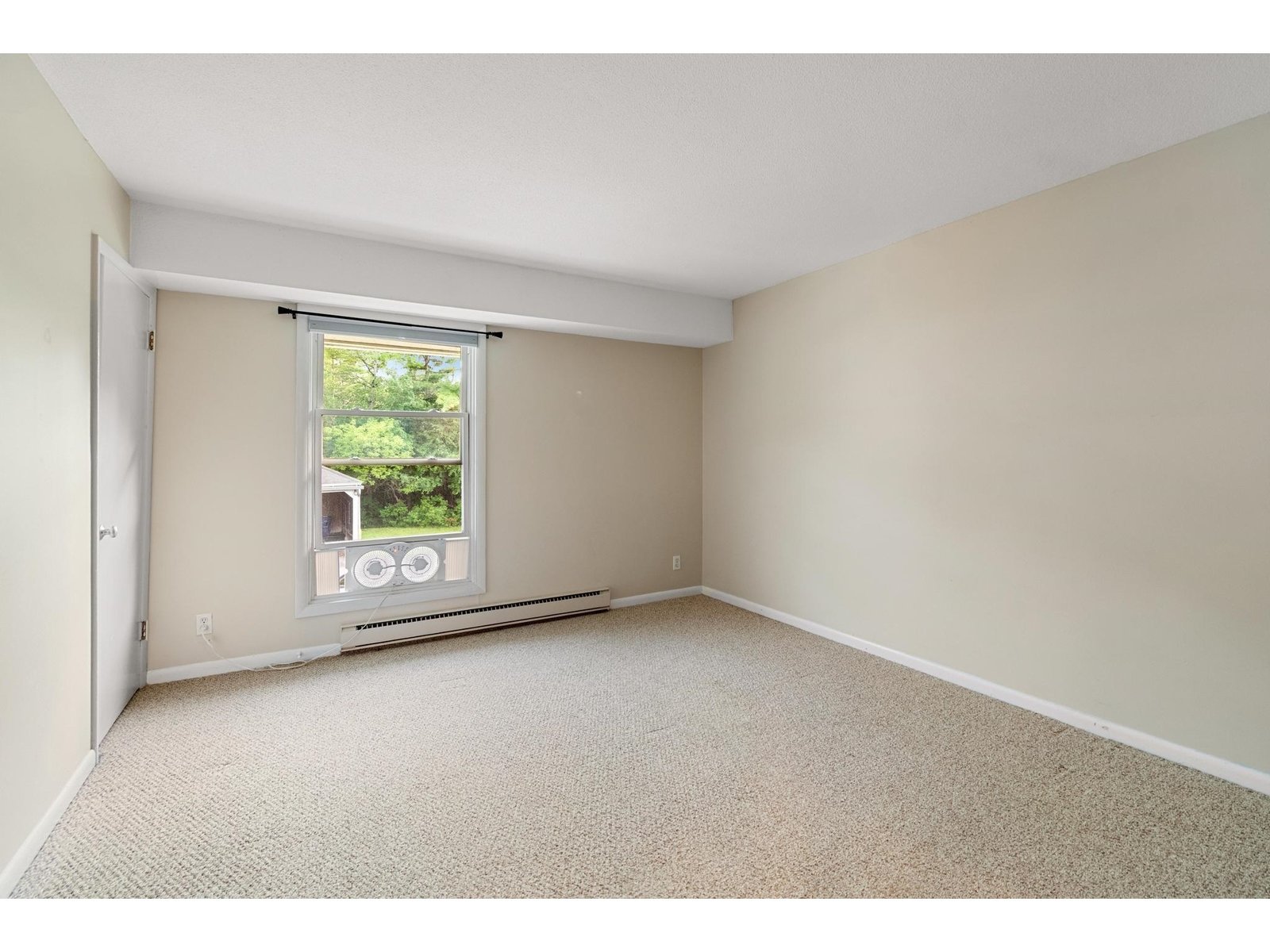 180 Ledgewood Circle, Unit 103
