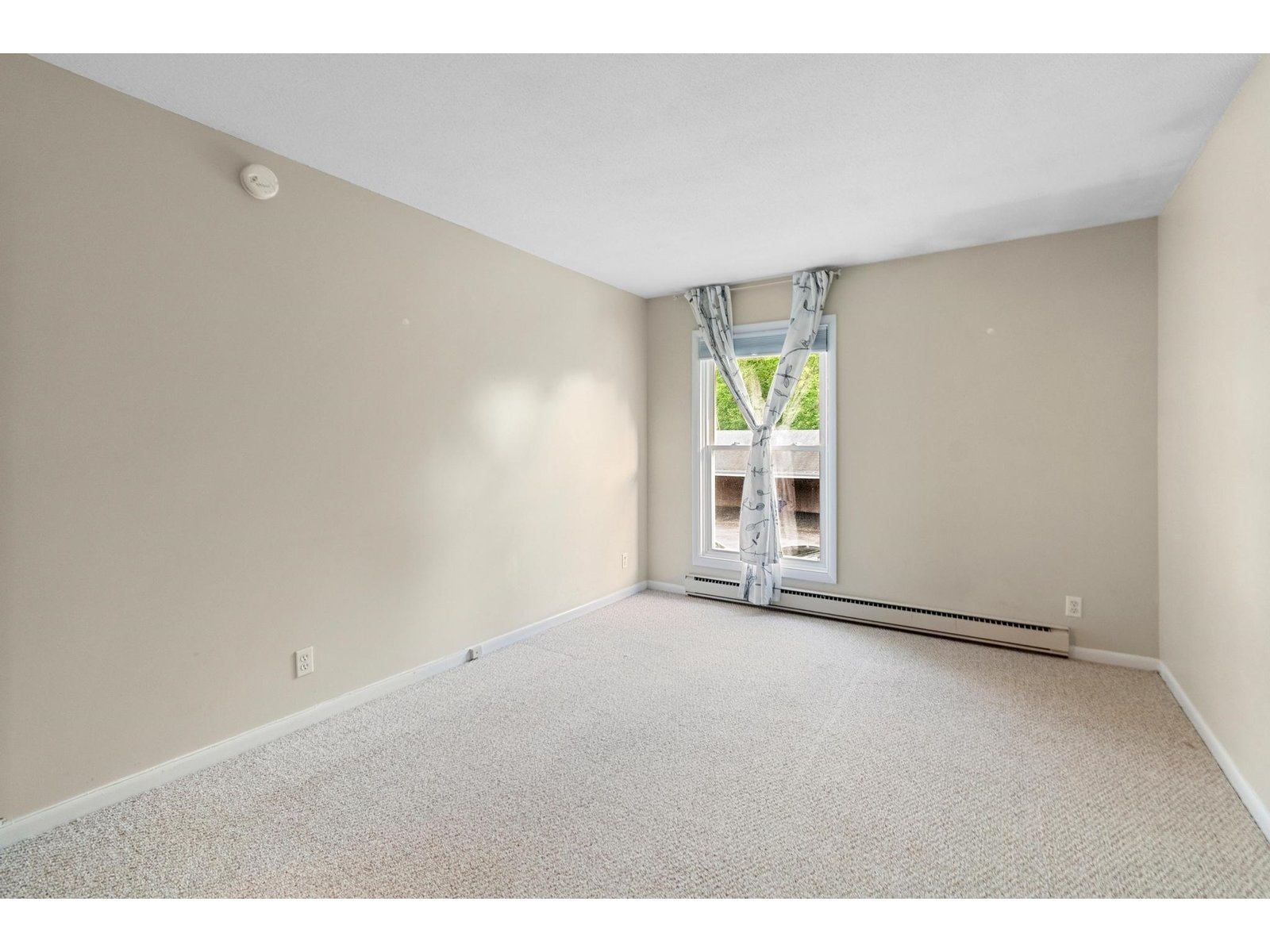 180 Ledgewood Circle, Unit 103
