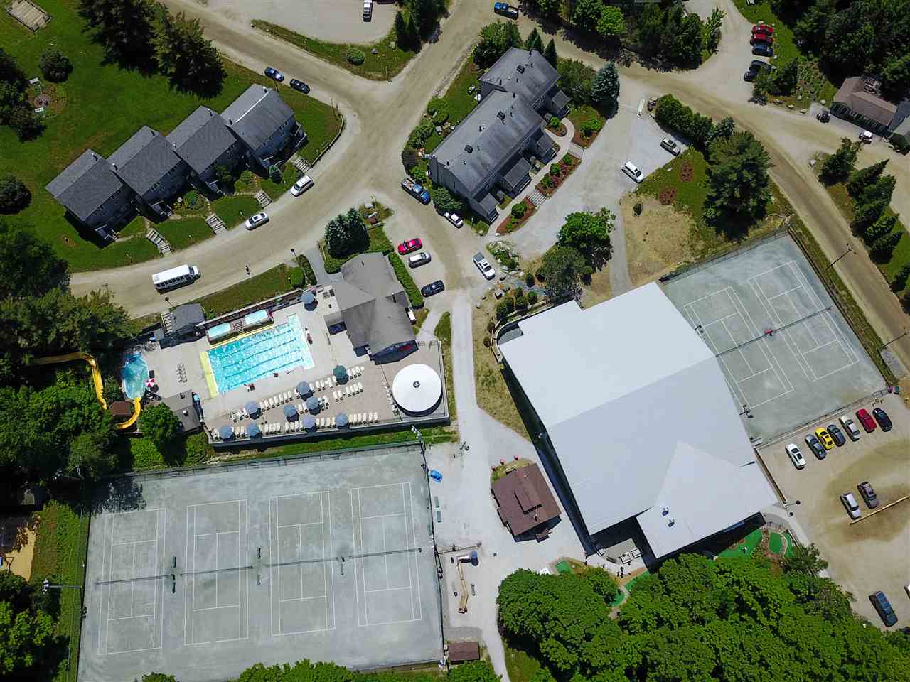 181 Mountain View Drive, Unit Poolside