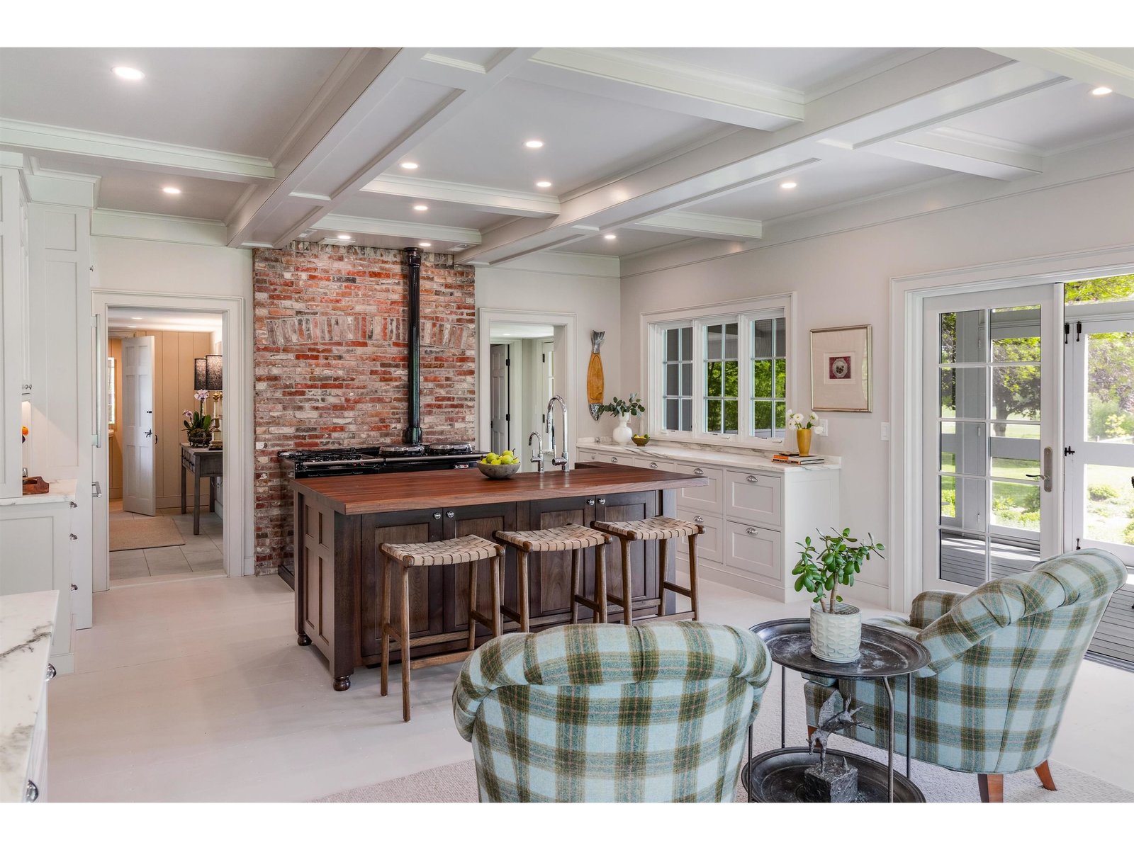 1816 Morgan Horse Farm Road