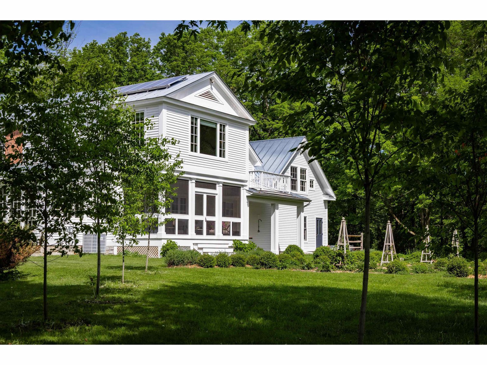 1816 Morgan Horse Farm Road