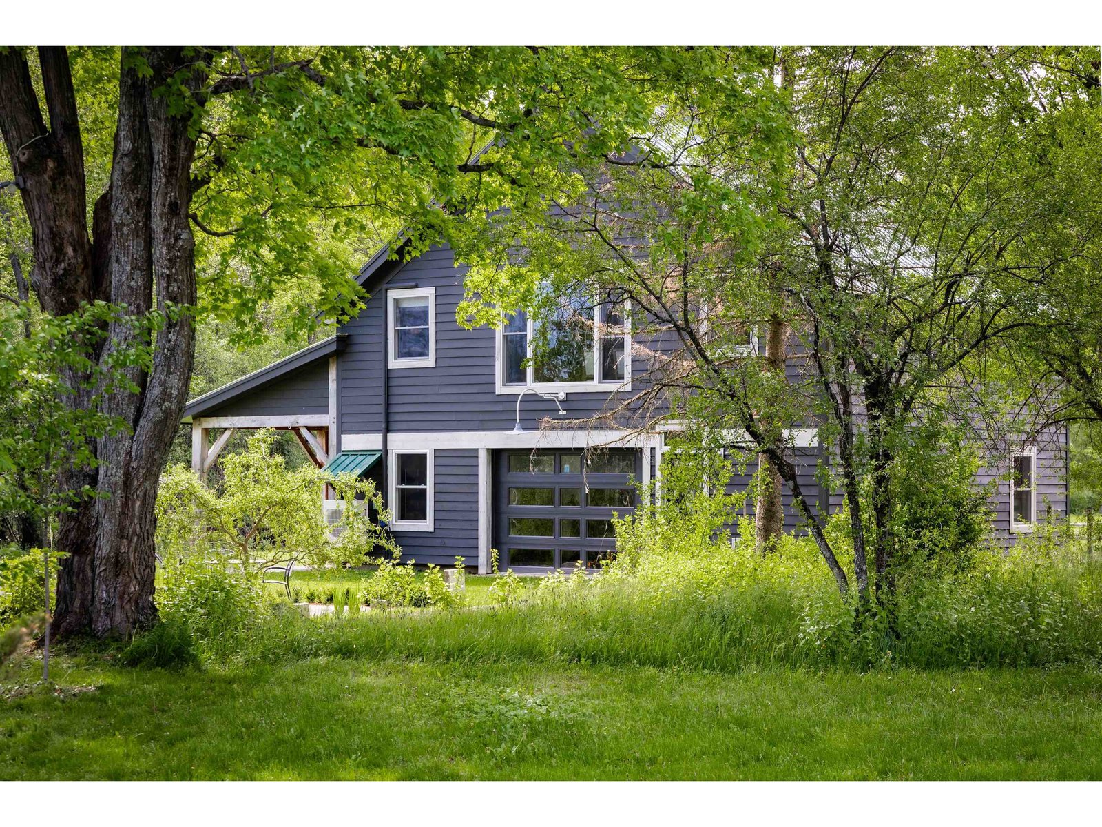 1816 Morgan Horse Farm Road