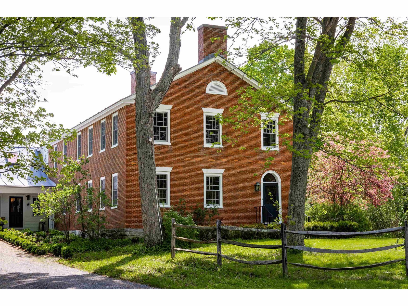 1816 Morgan Horse Farm Road
