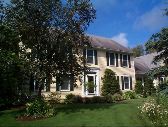 182 Yacht Haven Dr