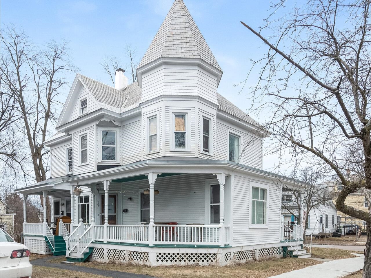 183-185 North Willard Street