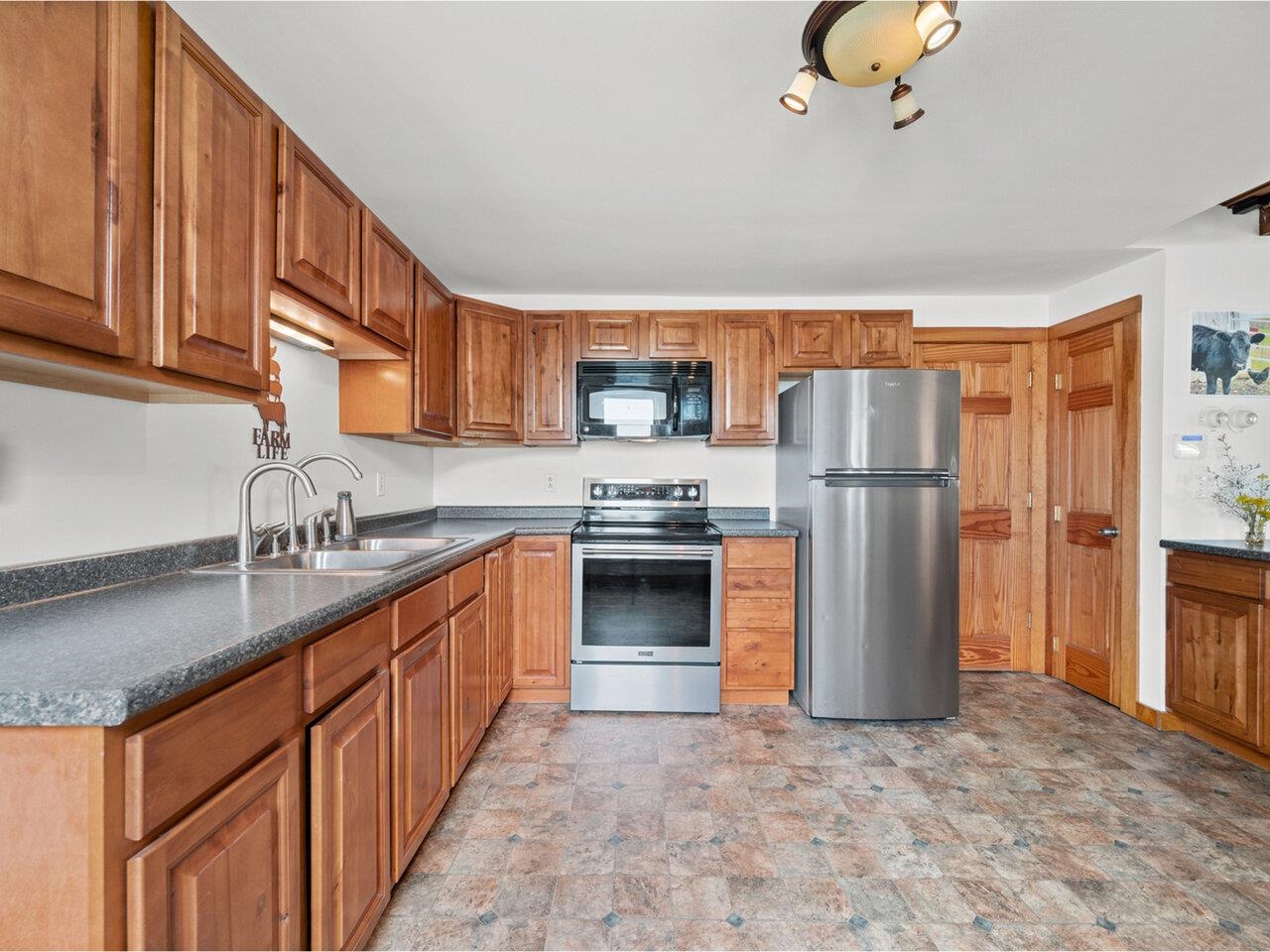 Nice stainless appliances